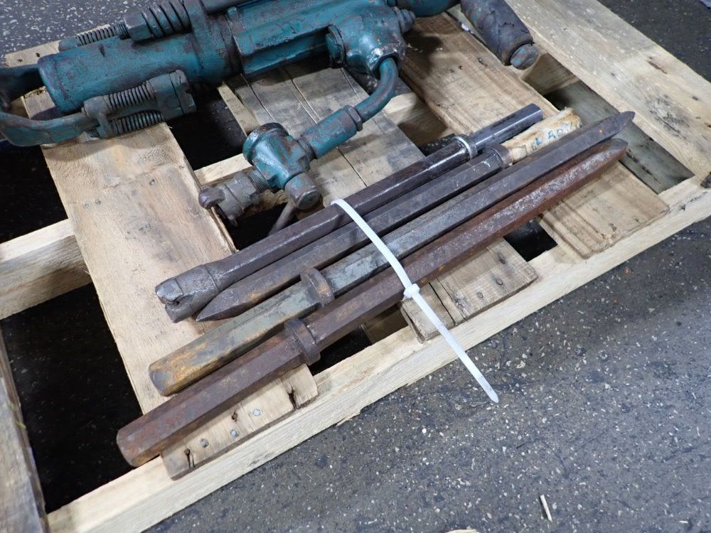 Pneumatic Jackhammer