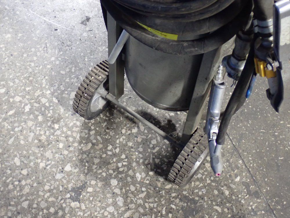 Brut Mfg Co Pressure Sandblaster