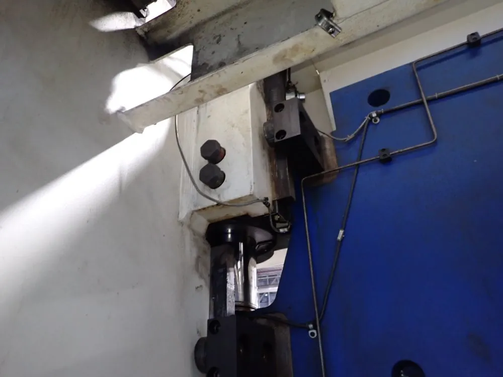 Trumpf 160 1/2" X 1700 Kn Press Brake - Trumabend V170