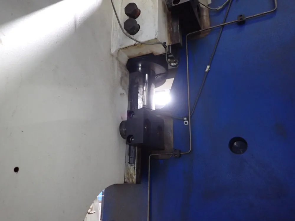 Trumpf 160 1/2" X 1700 Kn Press Brake - Trumabend V170