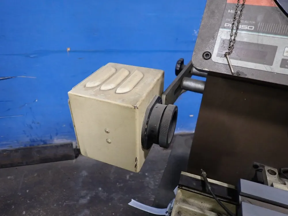 Mitutoyo 14" Optical Comparator - Ph-350