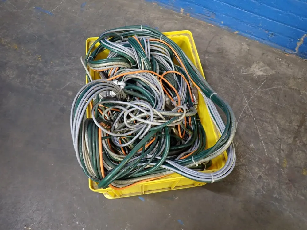 CABLES