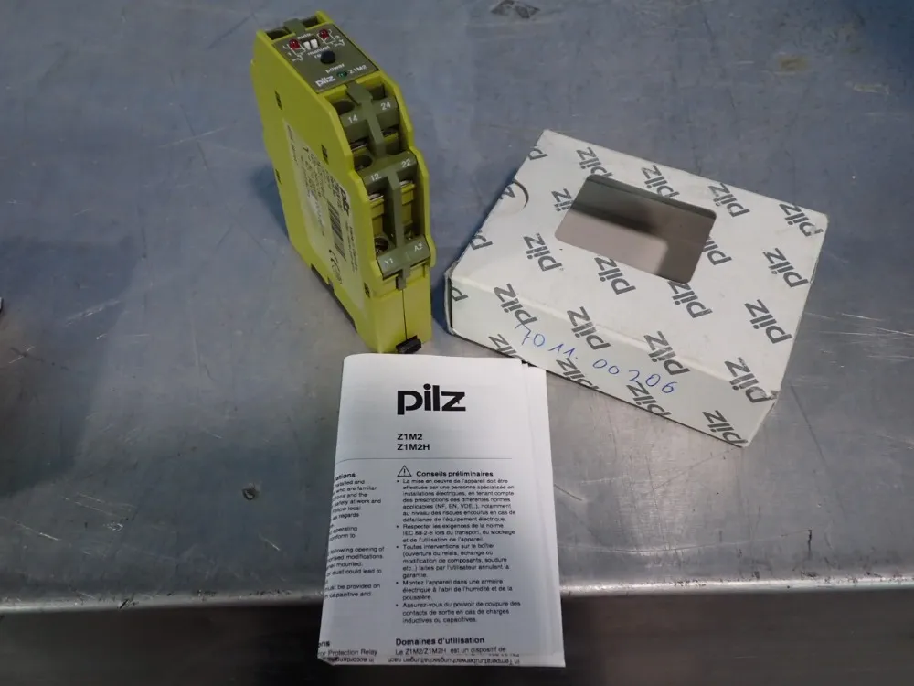 Pilz Safety Relay - Z1m2-24vdc