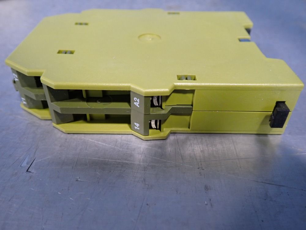 Pilz Safety Relay - Pnoz-z-24vac/dc