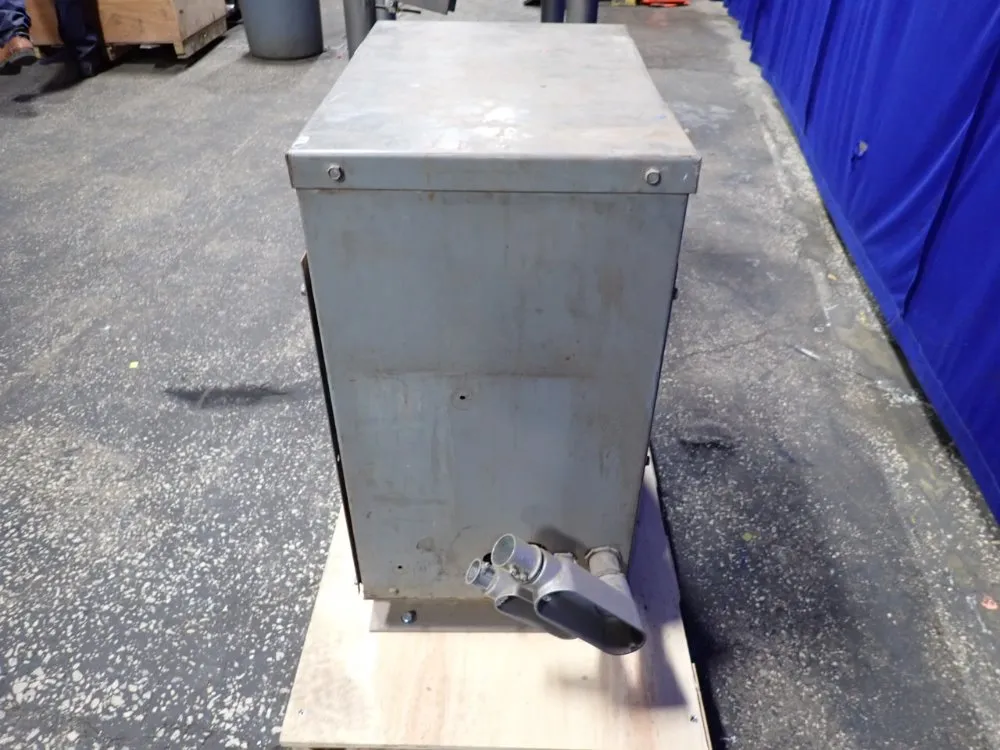 Square D 45 Kva Transformer - 45t3h