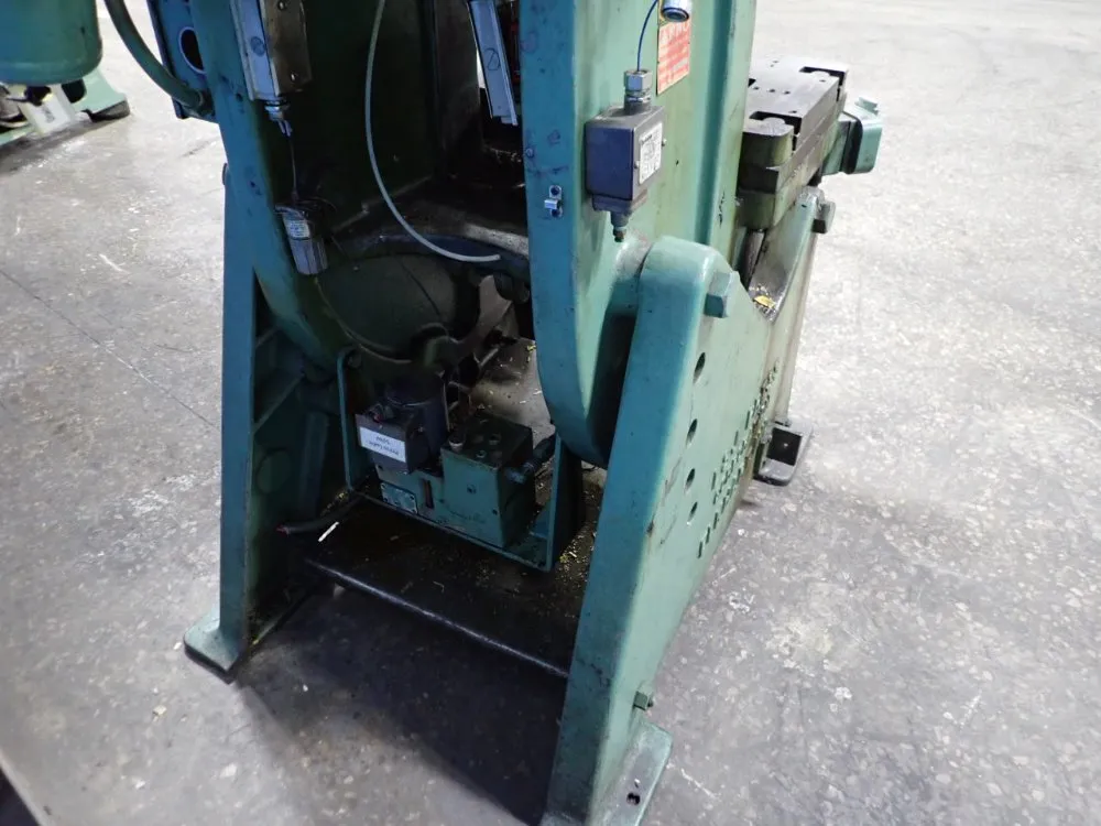 L&j Press Corporation 45 Ton Obi Press - 45