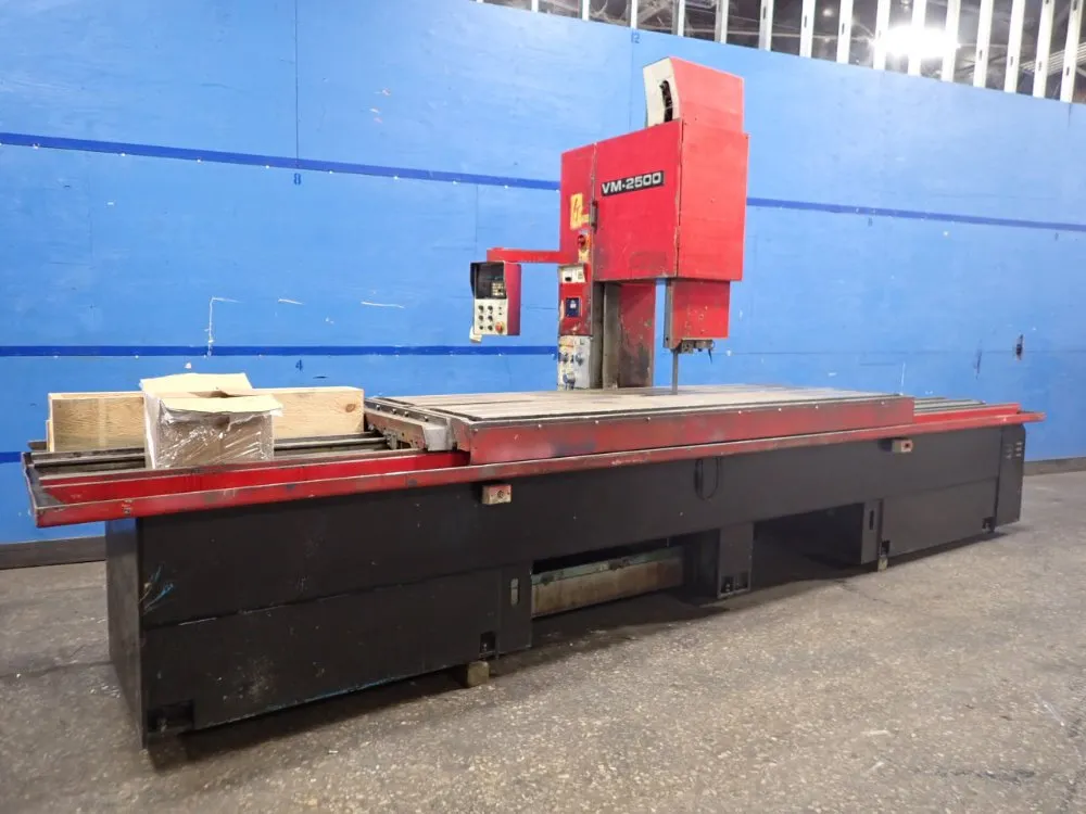 VERTICAL BAND SAW