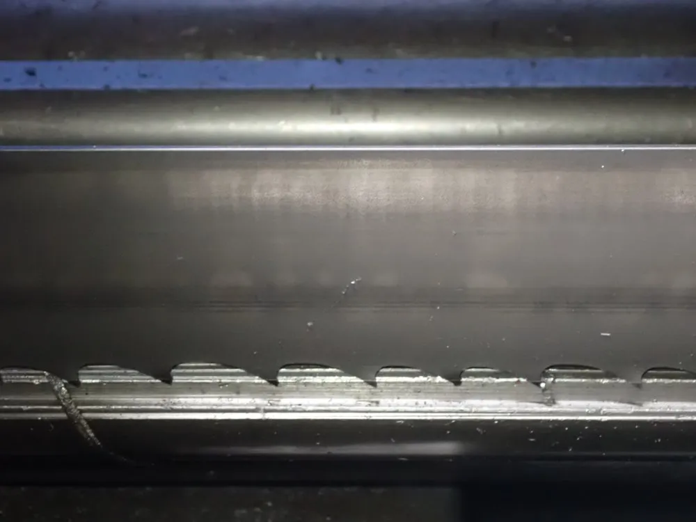 Amada 28" X 39" Horizontal Band Saw - H-700