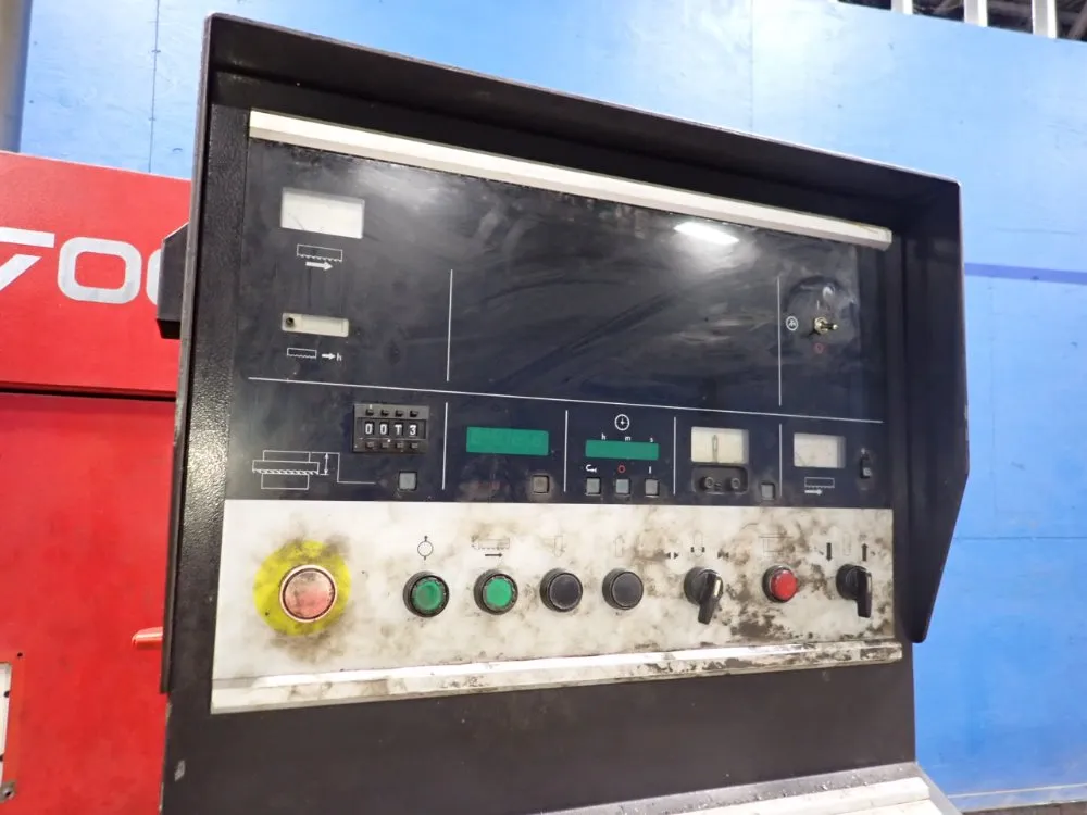 Amada 28" X 39" Horizontal Band Saw - H-700