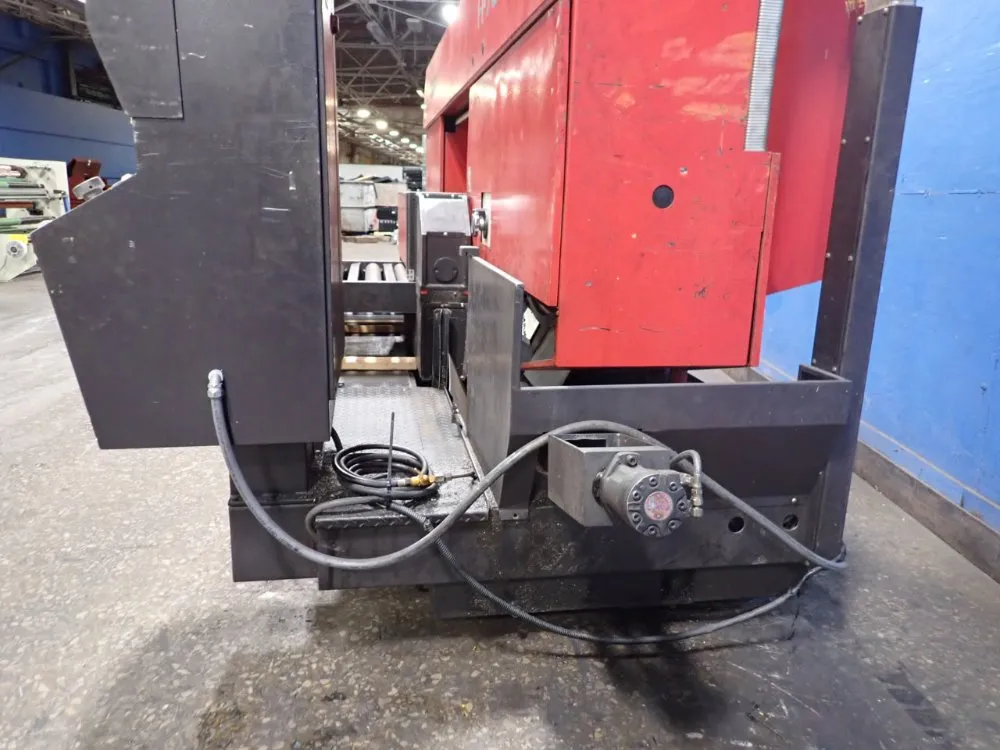 Amada 28" X 39" Horizontal Band Saw - H-700