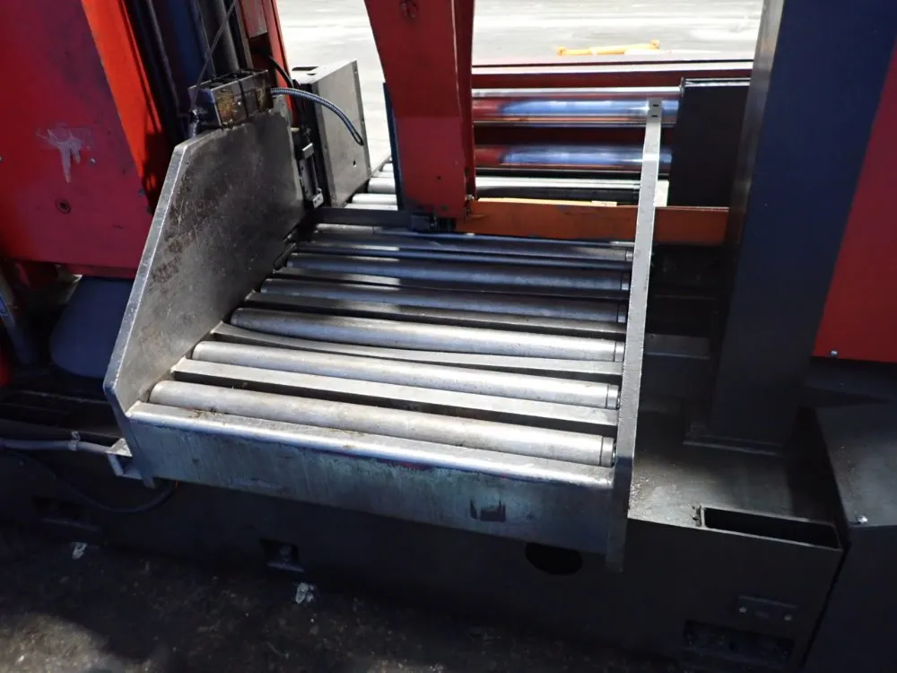 Amada 28" X 39" Horizontal Band Saw - H-700