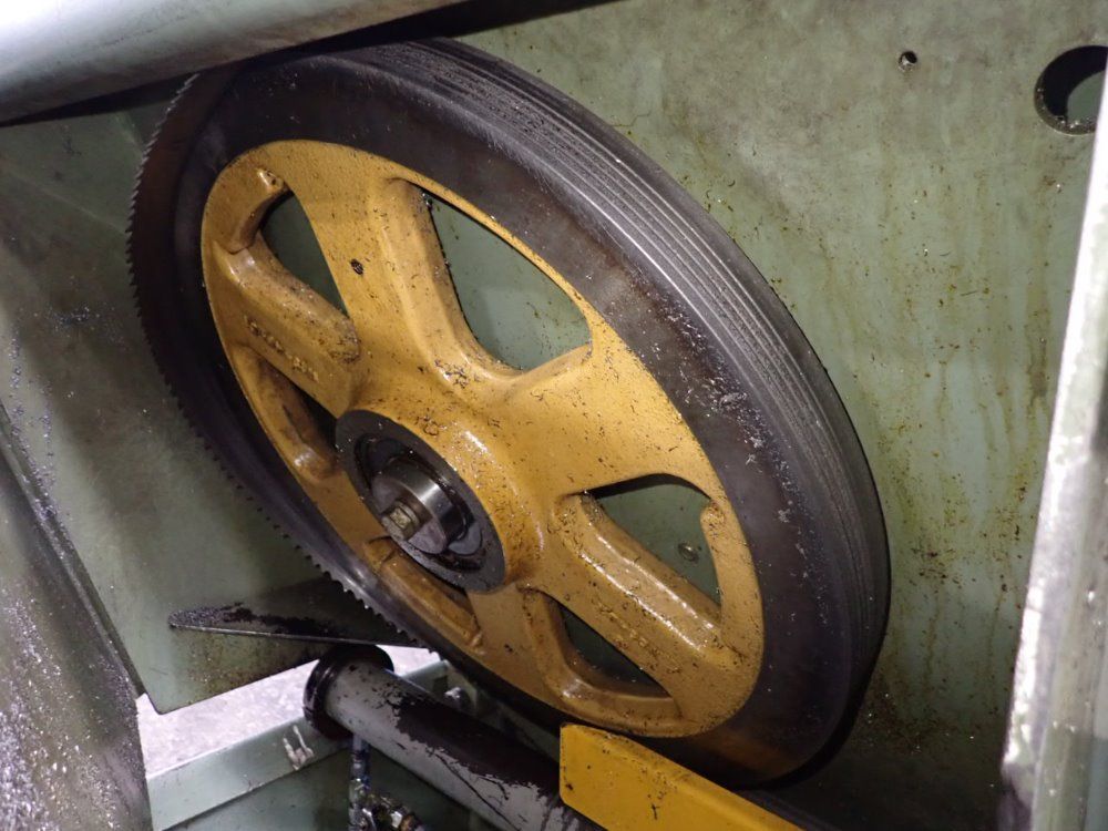 Hyd-mech 17 1/2" X 32" Horizontal Band Saw - H-14