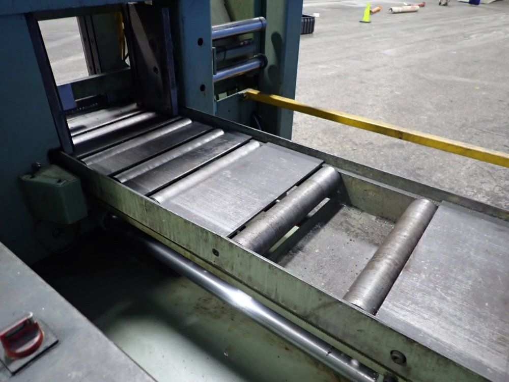 Hyd-mech 17 1/2" X 32" Horizontal Band Saw - H-14