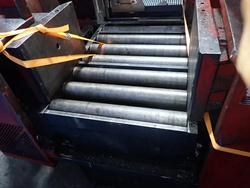 Amada 24" X 33" Horizontal Band Saw - Hfa530