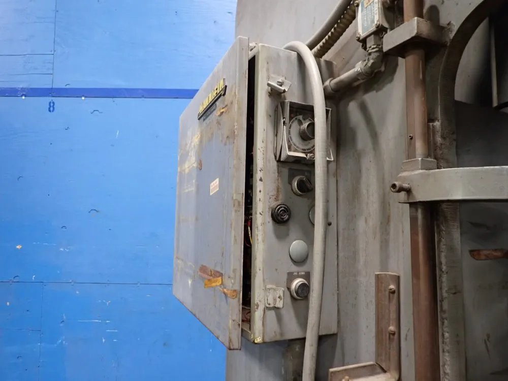 Hannifin 28 Ton Hydraulic Press - T 1922