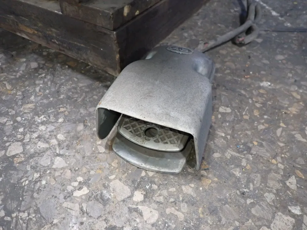 Hannifin 28 Ton Hydraulic Press - T 1922