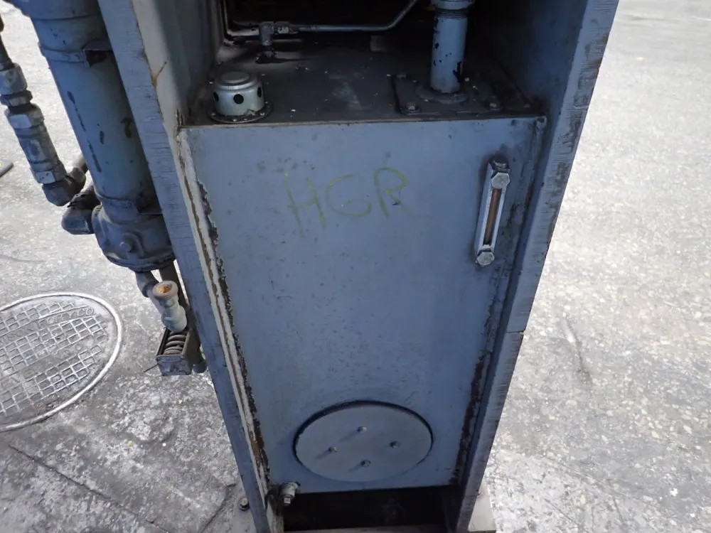 Hannifin 28 Ton Hydraulic Press - T 1922