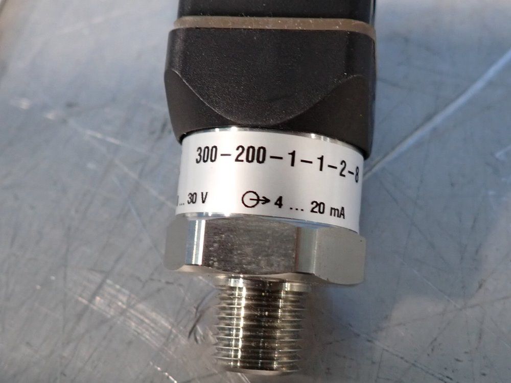 Noshok Pressure Transmitter - 300-200-1-1-2-8