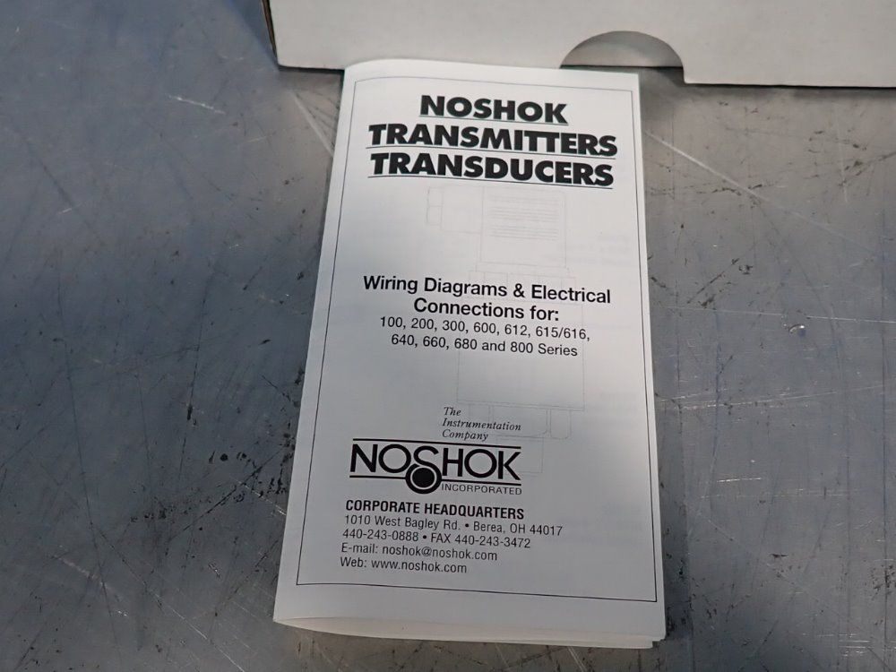 Noshok Pressure Transmitter - 300-200-1-1-2-8
