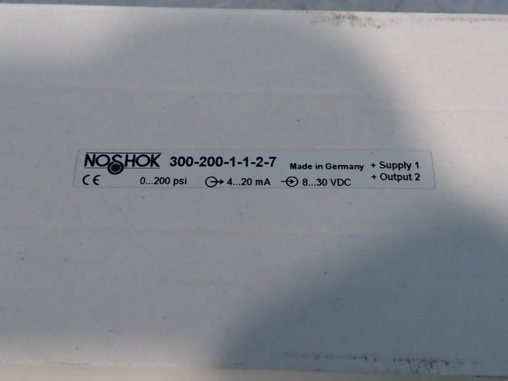 Noshok Pressure Transducer - 300-200-1-1-2-7