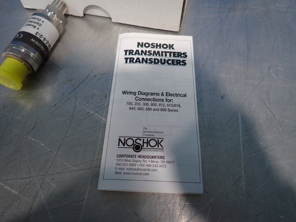 Noshok Pressure Transducer - 200-30-2-5-2-3