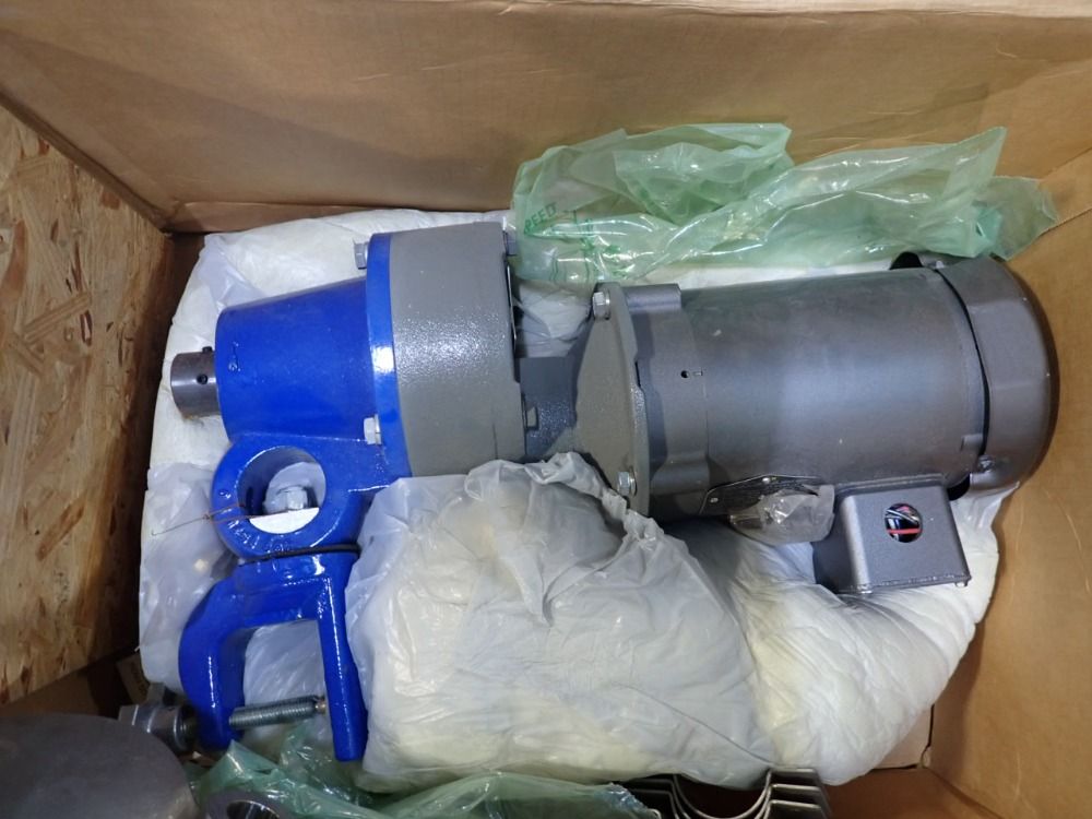 Cleveland Mixer Clamp Mounted Mixer - Cg-4