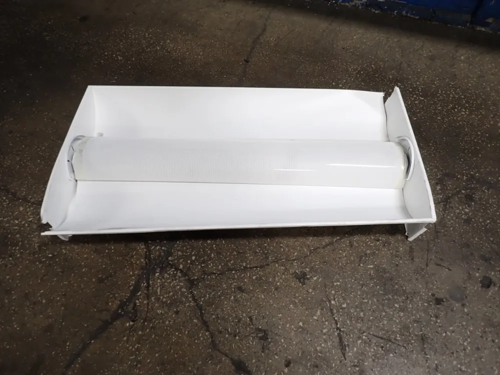 4' X 2' Light Fixture