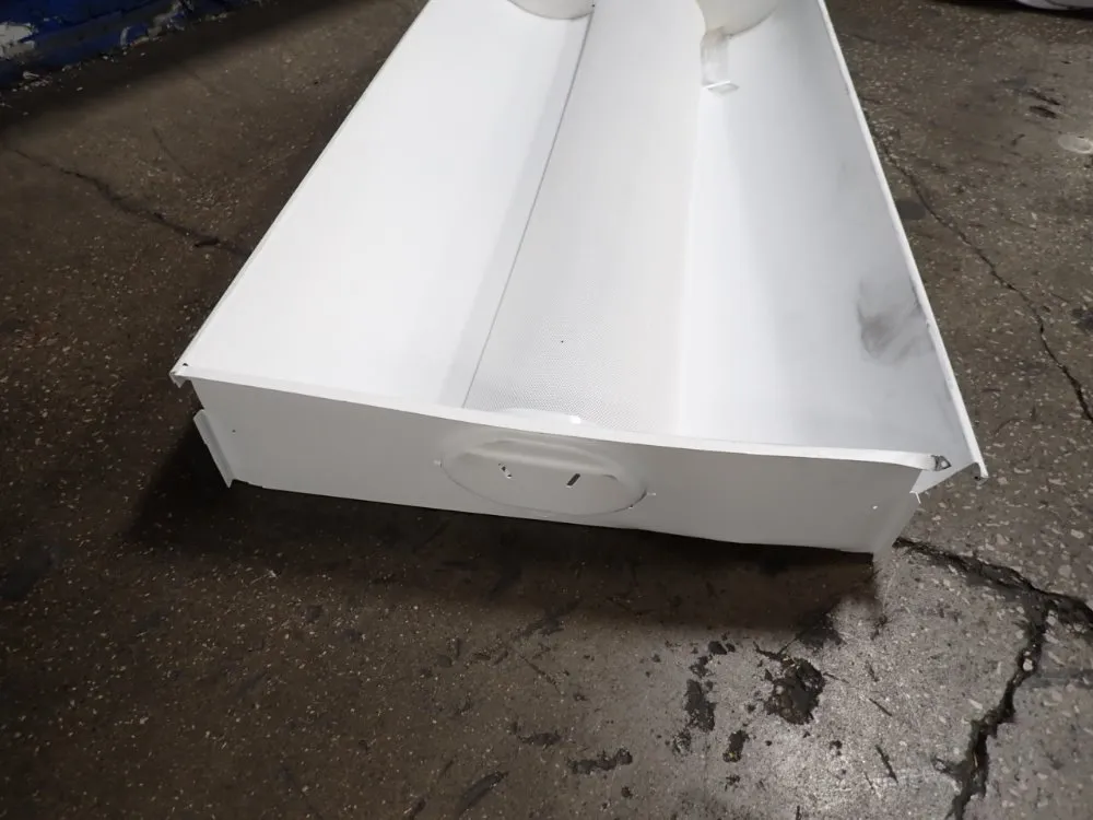 4' X 2' Light Fixture