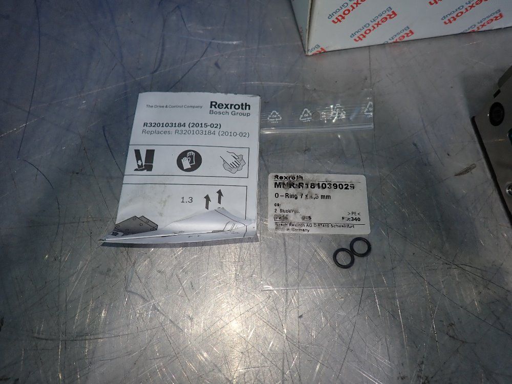 Rexroth Runner Block - R18515222x