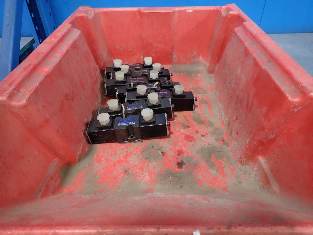 DIRECTIONAL CONTROL VALVES