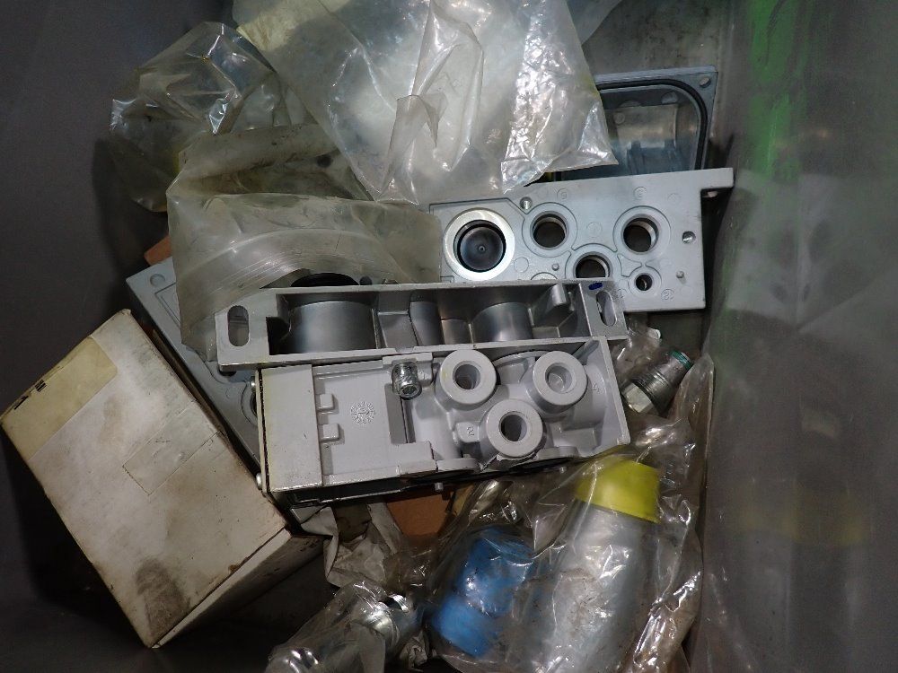 Valve Blocks / Valves