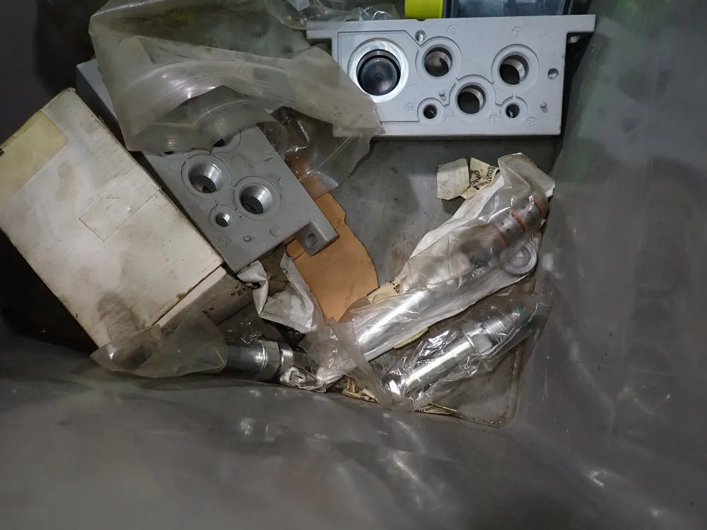 Valve Blocks / Valves