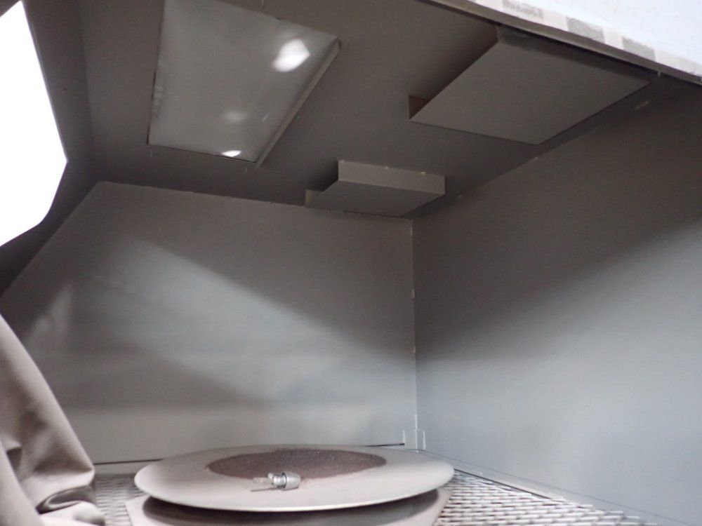 Trinco 47 1/2" X 47 1/2" X 30" Blast Cabinet - 48x48sl/delux