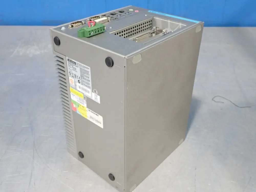 Advantech Embedded Automation Computer - Uno-3083g