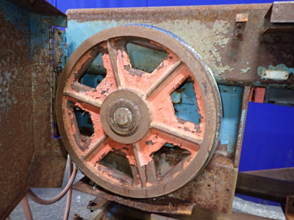 Doall 23 1/2" X 11" Horizontal Band Saw - C-916a