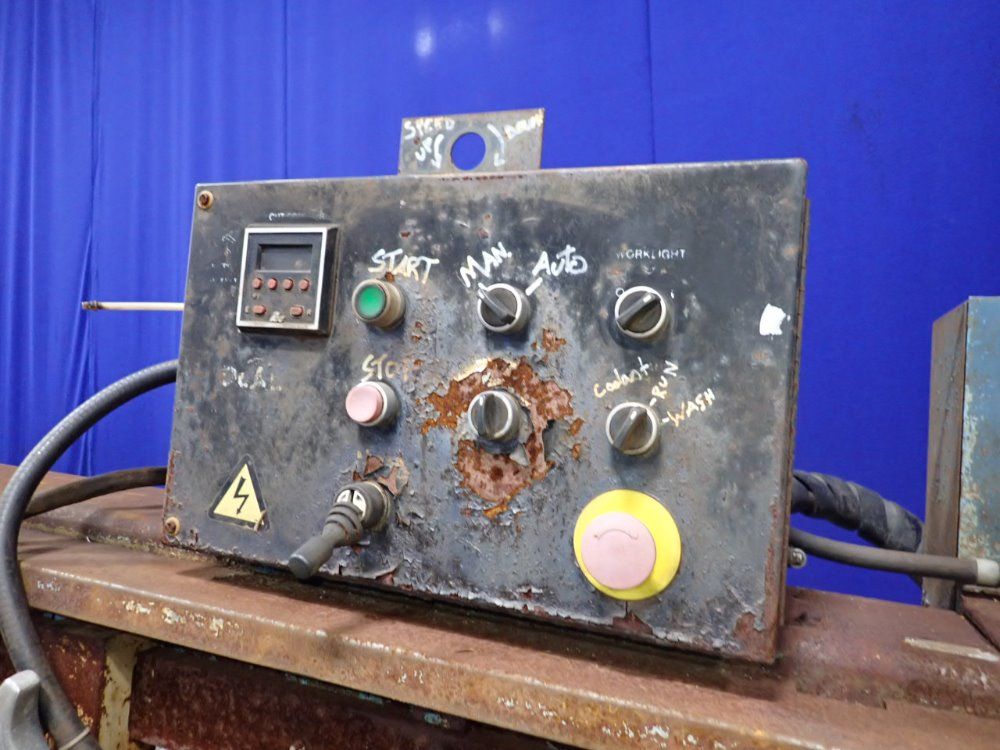 Doall 23 1/2" X 11" Horizontal Band Saw - C-916a