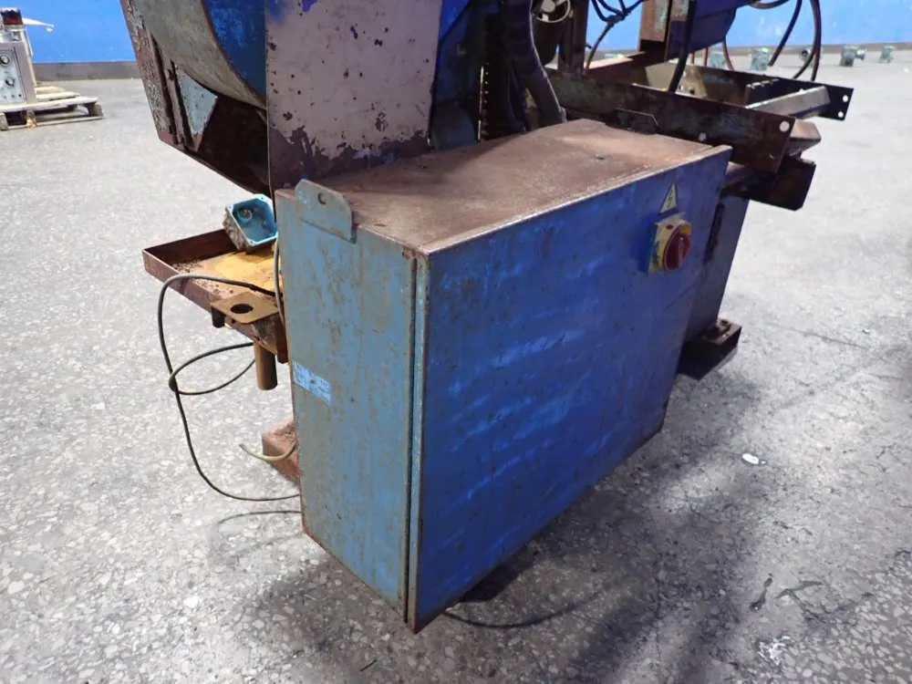 Doall 23 1/2" X 11" Horizontal Band Saw - C-916a