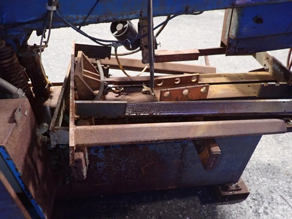 Doall 23 1/2" X 11" Horizontal Band Saw - C-916a