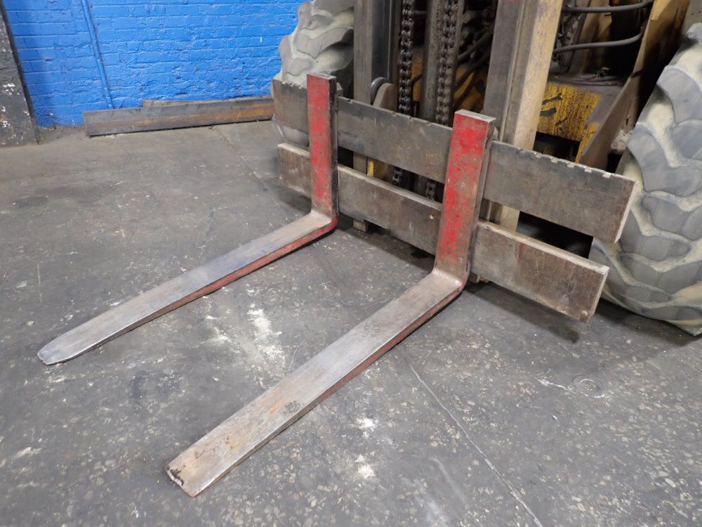 Allis Chalmers Diesel Forklift - Ea 700