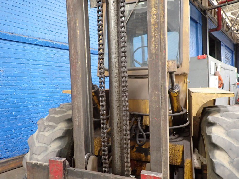 Allis Chalmers Diesel Forklift - Ea 700