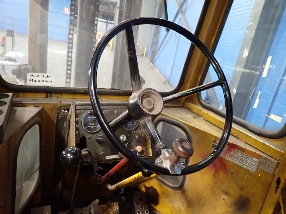 Allis Chalmers Diesel Forklift - Ea 700