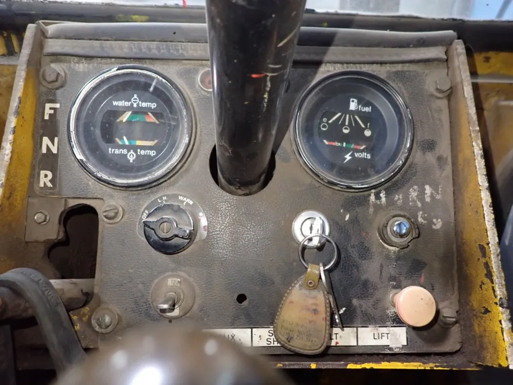 Allis Chalmers Diesel Forklift - Ea 700