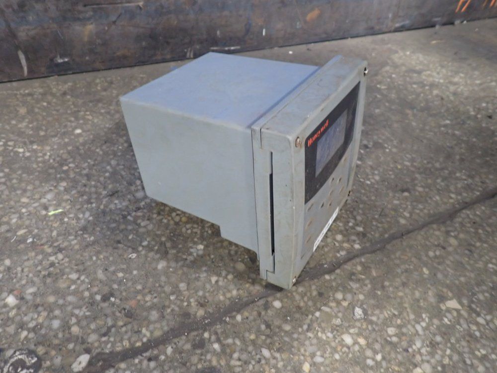 Honeywell Dual-input Analyzer - Uda-2182-pa1-nn2-nn-n-0e00