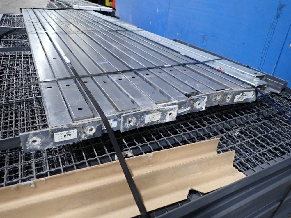 48" X 110 1/2" Caging