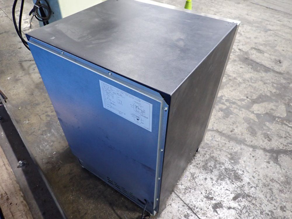 U-line Refrigerator - Uln-75wcss-00