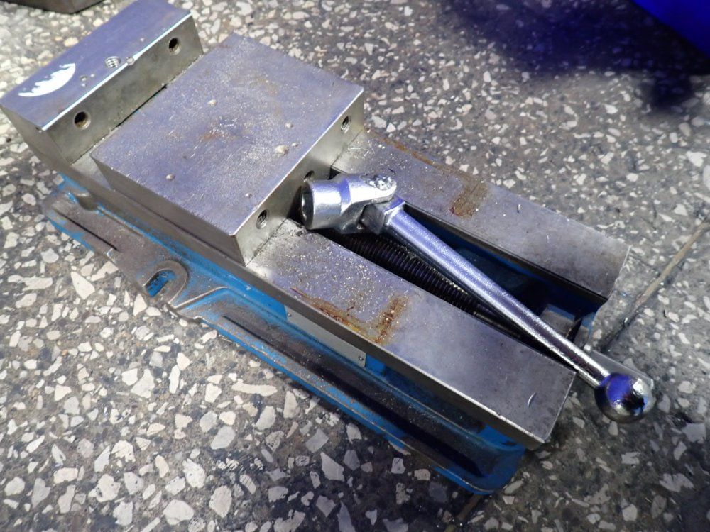 6" Vise