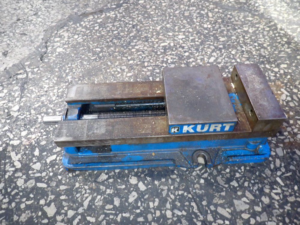 Kurt 6" Vise