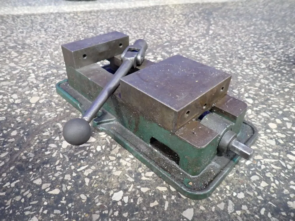 6" Vise