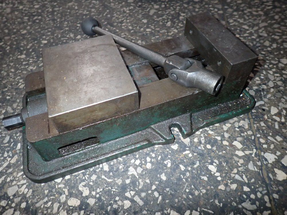 6" Vise