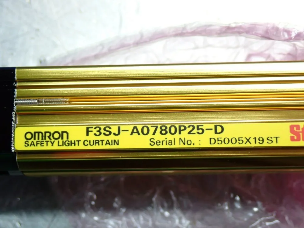 Omron Safety Light Curtain - F3sj-a0780p25